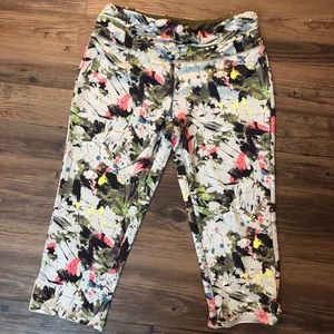 Patterned cropped leggings